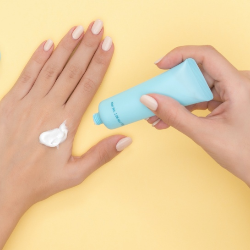 Melindungi Kulit dari Cahaya Matahari dengan SPF dan PA