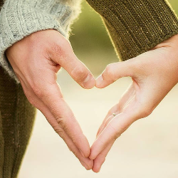 Ingin Memperbaiki Hubungan di Tahun yang Baru, Lakukan 6 Cara Ini!