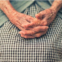 Memperlambat Penuaan dengan Omega 3, Cocok Buat Para Mums!