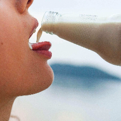 Menelan Air Mani Apa Bisa Menyebabkan Kehamilan?