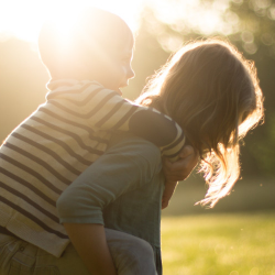 Mengasuh Anak Penyandang Down Syndrome