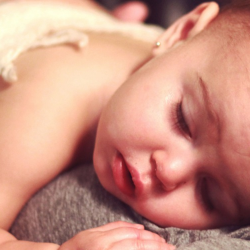 Mengenal Batuk Rejan atau Batuk 100 Hari pada Anak