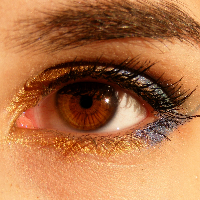 Menggunakan Obat Mata? Perhatikan Hal-hal Ini!