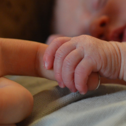 Mums, Perawatan Jari-jari Si Kecil Jangan Sampai Terlewatkan, Ya!