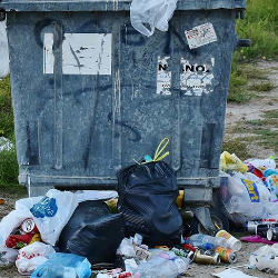 Penggunaan Plastik Terus Meningkat, Ini Cara Meminimalkannya!