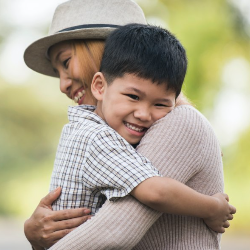 Jangan Gengsi Minta Maaf kepada Anak Kalau Salah ya, Mums