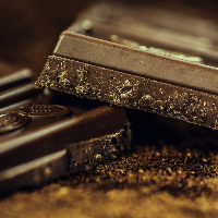 Mitos atau Fakta, Makan Cokelat Bikin Wajah Jerawatan?