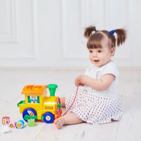 Mums, Yuk Waspadai Zat Kimia Beracun pada Mainan Anak