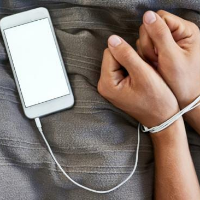 Nomophobia Bisa Terjadi pada Siapa Saja,  Bagaimana Mengatasinya?