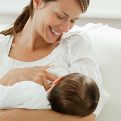 Menjaga Kebersihan Nursery Room di Tempat Umum