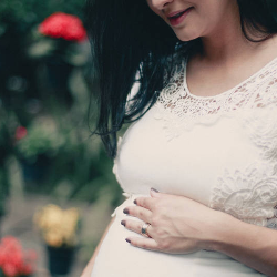 Mengapa Nyamuk Lebih Suka Menggigit Wanita Hamil?