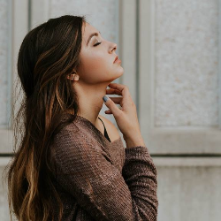 6 Masalah Kesehatan Wanita yang Bisa Menimbulkan Nyeri Kronis