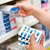 Obat Baru Sulit Masuk Indonesia, Salah Satu Alasan Pasien Berobat ke Luar Negeri