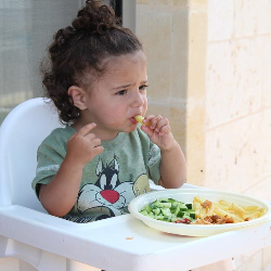 Mums, Berikut Tips Pemberian Makan untuk Balita yang Sedang Diare