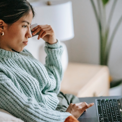 Pentingnya Support System dalam Menjalankan Peran Sebagai Ibu