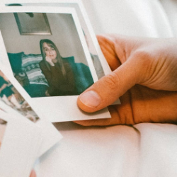 Mengenal Penyebab dan Gejala Penyakit Alzheimer Si Pencuri Memori