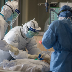 Penyakit yang Meningkatkan Risiko COVID-19