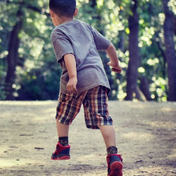 Tidak Selalu ADHD, Ini Beberapa Penyebab Anak Hiperaktif!