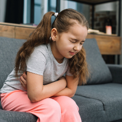 Anak Muntah Tapi Tidak Demam, Kenapa, Ya?