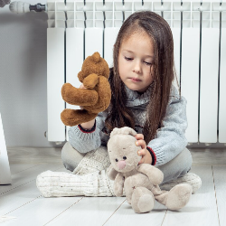 Si Kecil Kok Pendiam, Haruskah Khawatir?