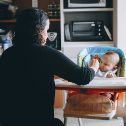 Ternyata Ini 11 Penyebab Bayi Menolak Makan