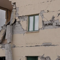 Perabotan Rumah yang Bisa Digunakan untuk Berlindung Ketika Gempa