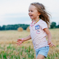 Pentingnya Peran Orang Tua Dalam Mendukung Tumbuh Kembang Anak