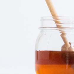 Perbedaan Madu Asli dan Madu Olahan