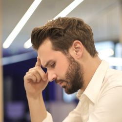 Sakit Kepala dan Pusing, Apa Bedanya?