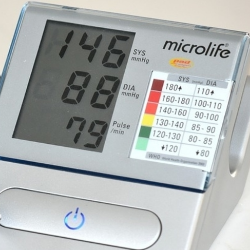 9 Hal yang Harus Diperhatikan Selama Mengukur Tekanan Darah