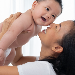 Jangan Asal Pilih Produk Skincare untuk Bayi Baru Lahir