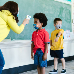 Si Kecil Sekolah Tatap Muka, Siapkan Protokol 3M untuk Anak!