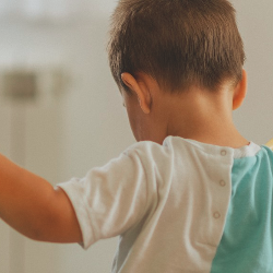 Kondisi yang Dapat Menimbulkan Rasa Minder dalam Diri Anak