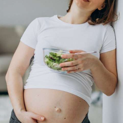 Lengkap! Ini 32 Nutrisi yang Dibutuhkan Ibu Hamil!