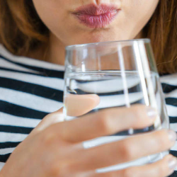 Penelitian Wisma Atlet: Semprot Hidung dan Kumur Antiseptik Cepat Menurunkan Gejala Covid-19