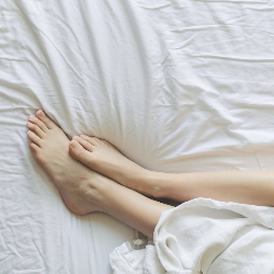 Sering Terbangun Kebelet Pipis di Malam Hari? Apa Penyebabnya?