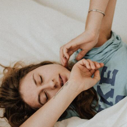 Sering Sakit Tulang dan Kelelahan? Mungkin Ini Penyebabnya