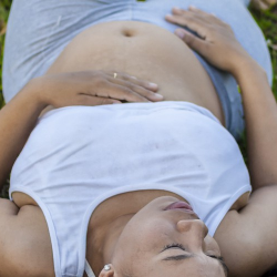 Ini Penyebab Sesak Napas saat Hamil