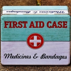 Kotak Obat Khusus untuk si Kecil