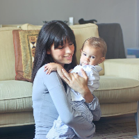 Si Kecil Lebih Dekat dengan Pengasuh, Orangtua Harus Bagaimana?