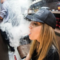 Studi: Cairan Vape Merusak Tubuh Melalui Sel Pembuluh Darah