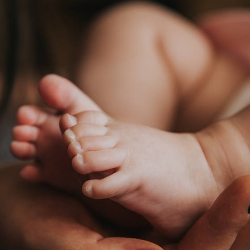 Cara Membedakan Tanda Lahir dengan Biduran Pada Bayi