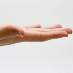 Tangan Kesemutan Bisa Jadi Gejala Kerusakan Saraf