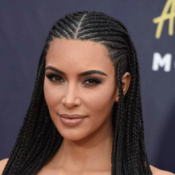 Pernah Dipopulerkan Kim Kardashian, Ternyata Jus Seledri Bisa Menimbulkan Kerutan!