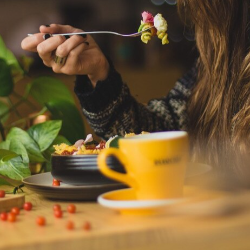 Tidak Ada Nafsu Makan saat Hamil, Apa yang Harus Mums Lakukan?