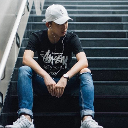 Tips Pakai Earphone agar Pendengaranmu Tetap Aman