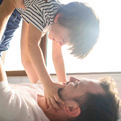 Viral Orang Tua Mem-bully Anak Sendiri agar Tahan Bully