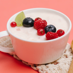 Beragam Manfaat Yoghurt untuk Bayi