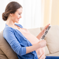 Yuk, Kenali Perkembangan Bayi 3 Bulan dalam Kandungan