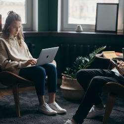 4 Zodiak Ini Ternyata Cepat Bosan Ketika Menjalin Hubungan!